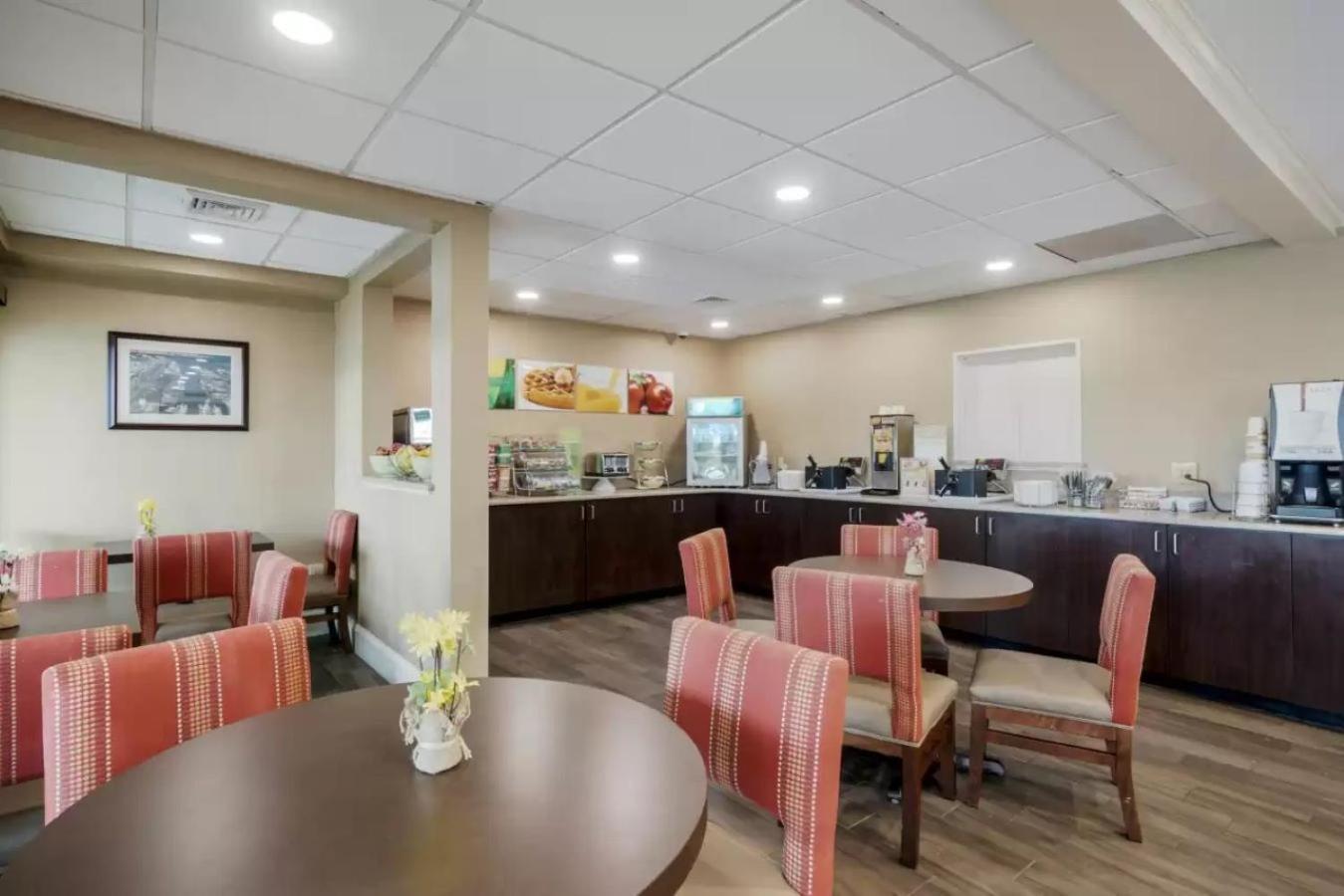 Quality Inn & Suites Oceanblock 오션 시티 외부 사진