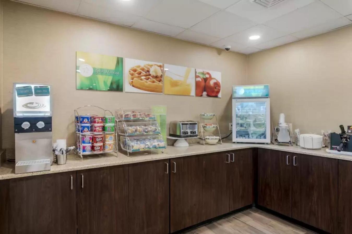 Quality Inn & Suites Oceanblock 오션 시티 외부 사진