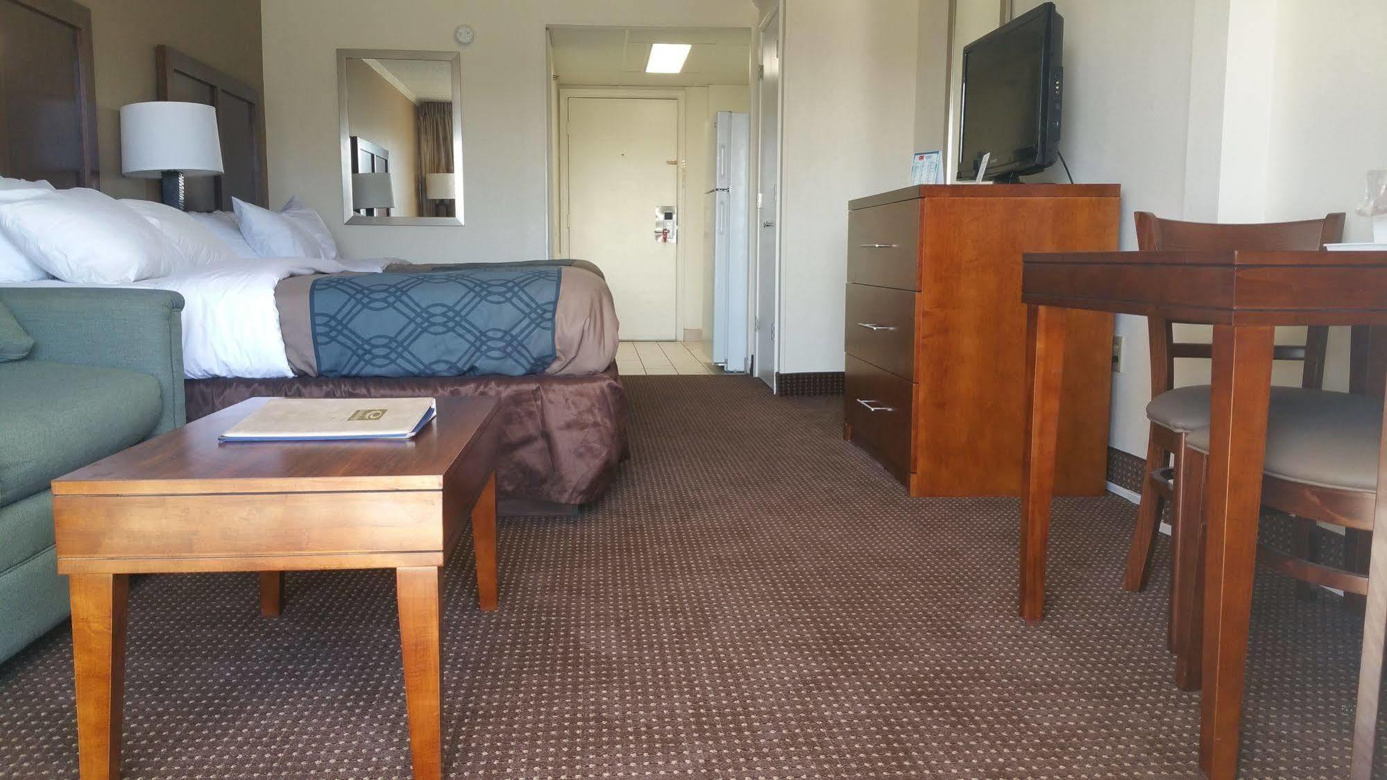 Quality Inn & Suites Oceanblock 오션 시티 외부 사진