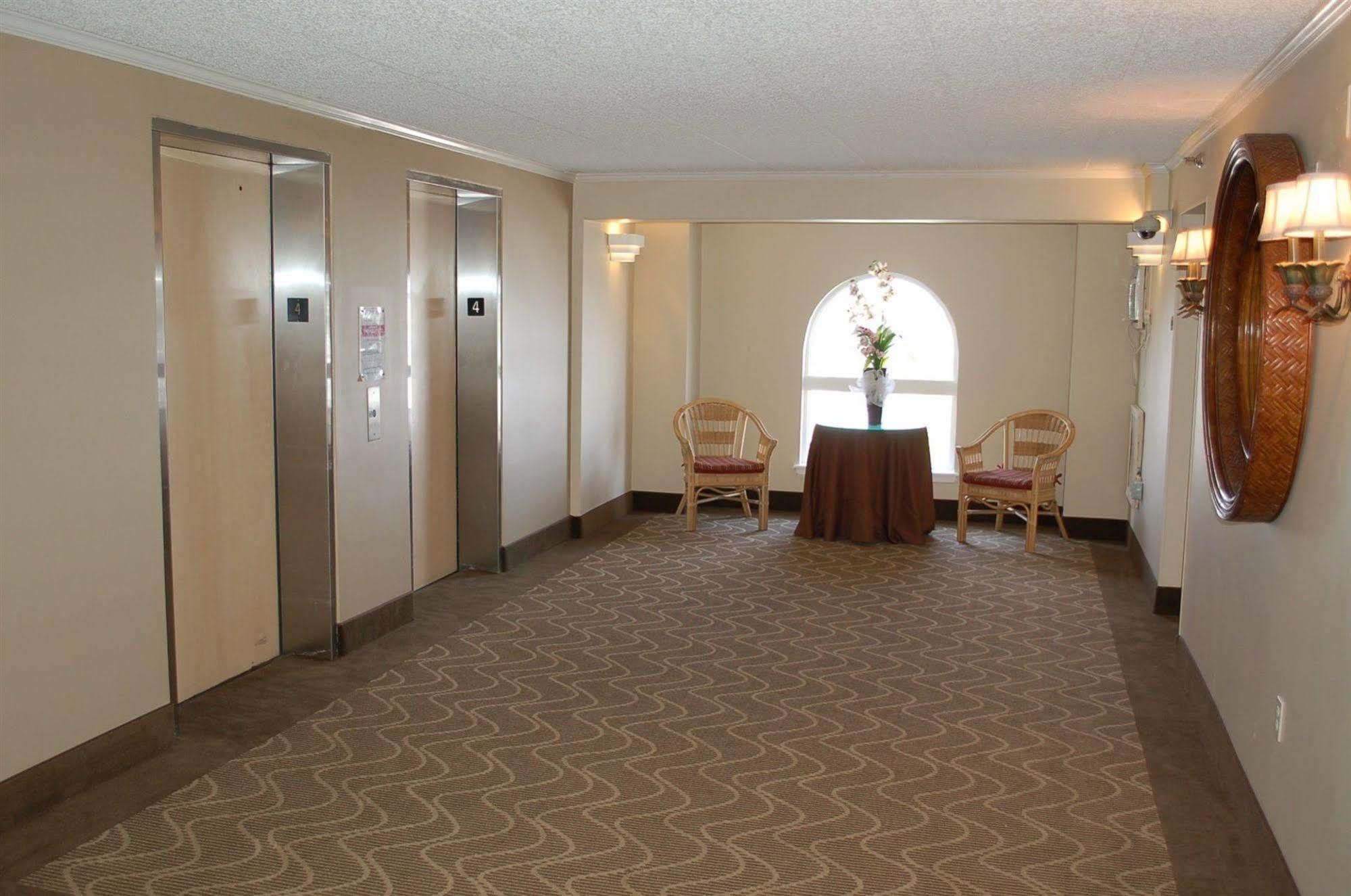 Quality Inn & Suites Oceanblock 오션 시티 외부 사진